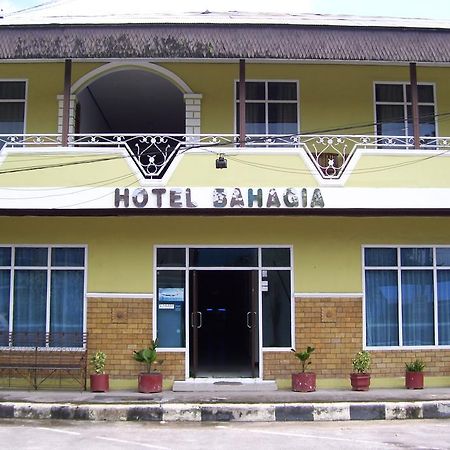 Hotel Bahagia ปังกาลันบุน ภายนอก รูปภาพ