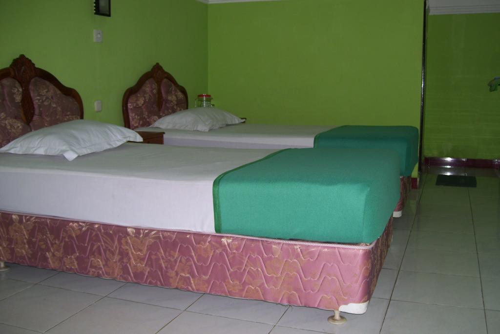 Hotel Bahagia ปังกาลันบุน ภายนอก รูปภาพ